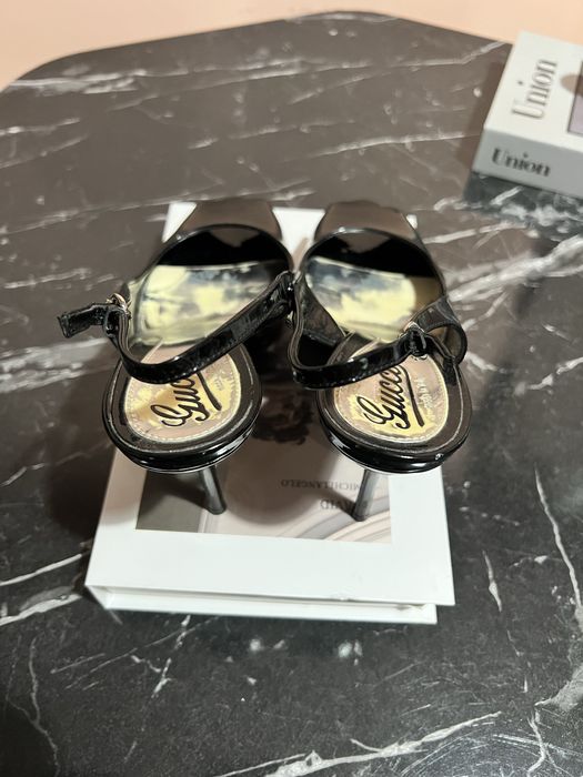 Gucci vintage сандал на висок ток 38ми номер