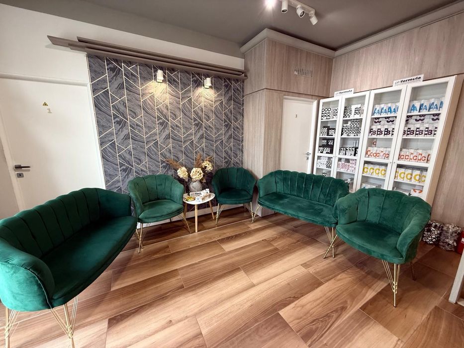 2 seturi: canapea + 2fotolii