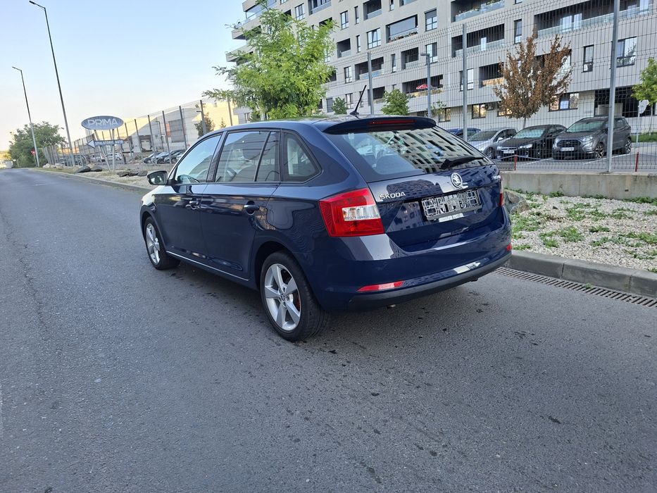 Vand  skoda rapid 1.2 benzină  90 cp