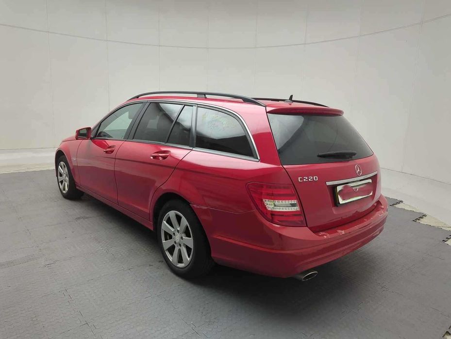 Dezmembrari dezmembrez Mercedes w204 2.2 CDI cod motor OM651911