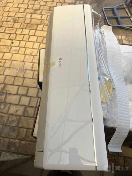 Кондиционер GREE 12 Inverter модель:GWH12ALBXB-K6DNA3A/I
