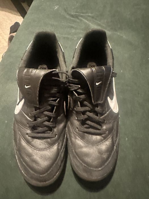 Ghete fotbal Nike Premier marimea 43