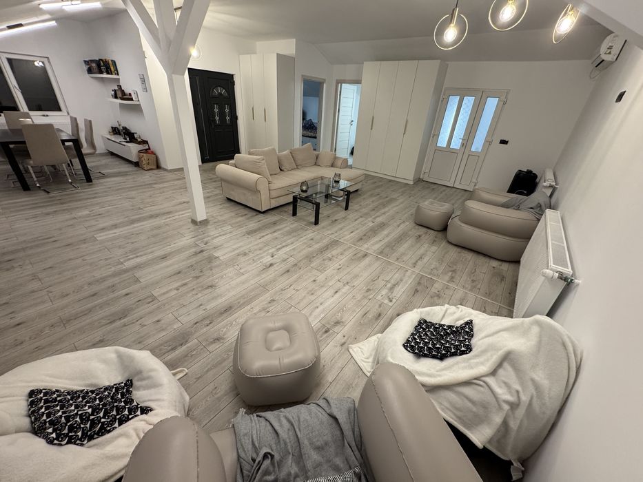 Casa premium 214 mp, garaj , teren 1000mp Cernica la 8min de Pallady