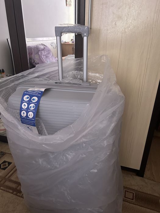 Чемодан новая без кейса