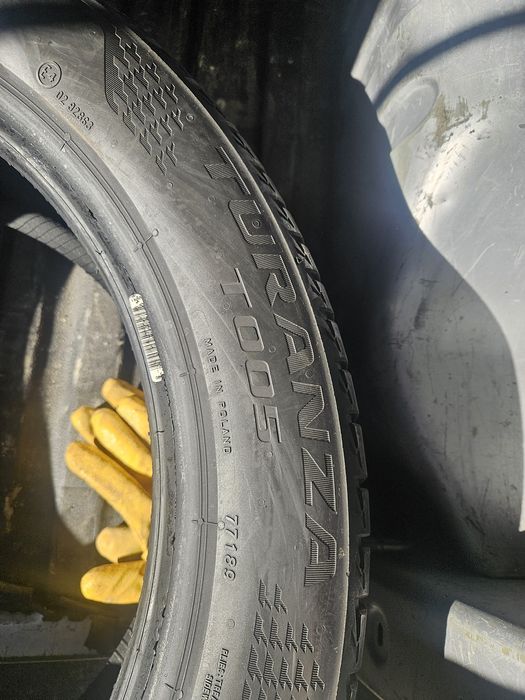 Гуми 245/45/18 дот19