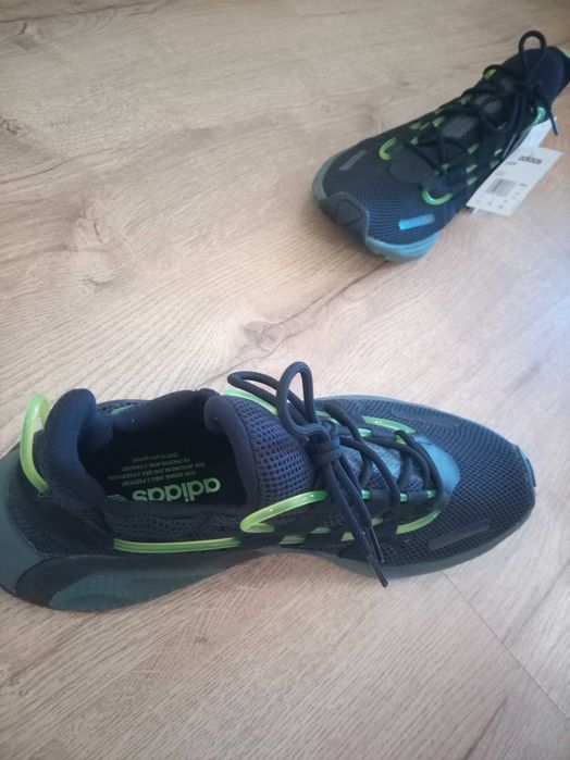 Нови оригинални маратонки Адидас Adidas LXCON