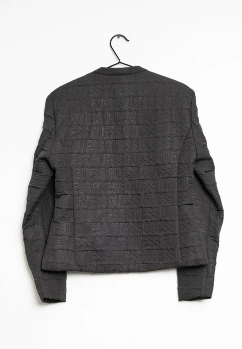 Бомбер-куртка GUESS