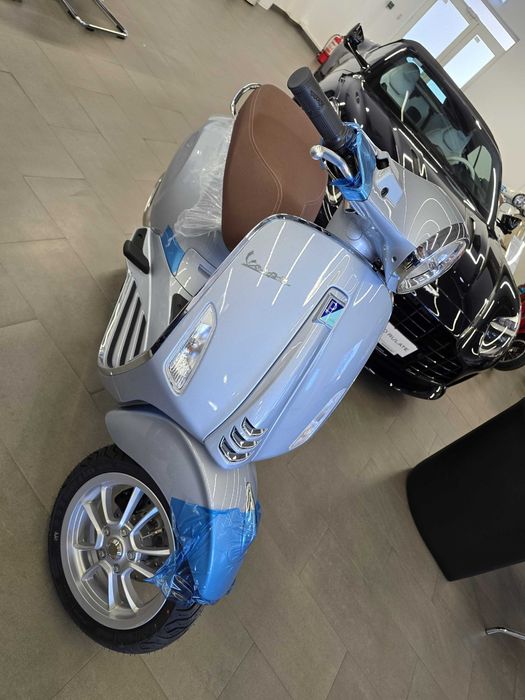 Scuter Piaggio Vespa 50cc 0km - OFERTA DESTOCAJ