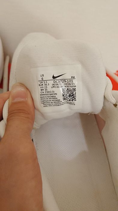 Кроссовки Nike размер 36,5