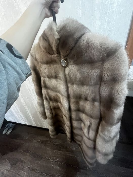 Продам шубу срочно