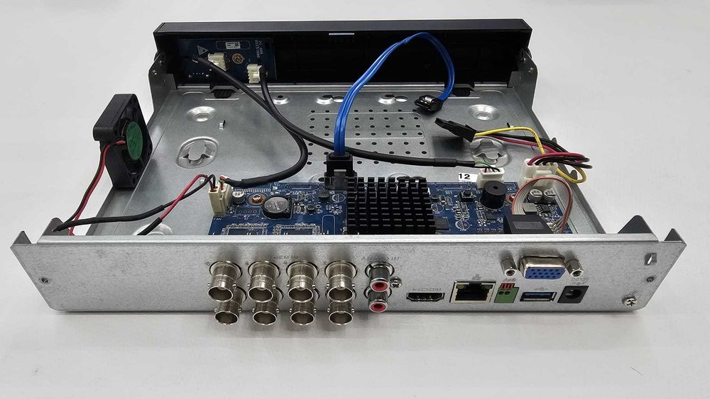 DVR/XVR - Digital Video Recorder 8ch Pentabrid (AI) + 4ch IP 4K Dahua