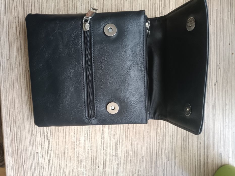 Сумка кожаная Giorgio Armani