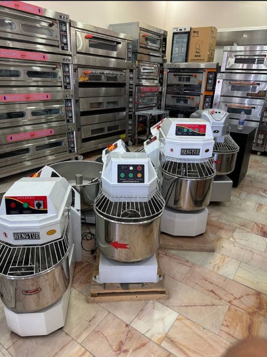 Mikser 7 litrli, zbivalka mikser , mishalka, testomes mishalka ,pech,