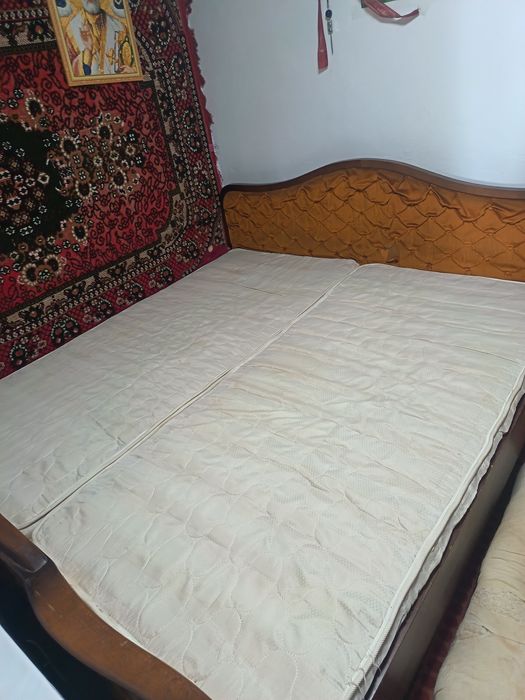 Кровать двухспальная