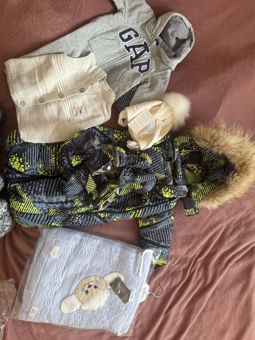 Продам комплект одежды