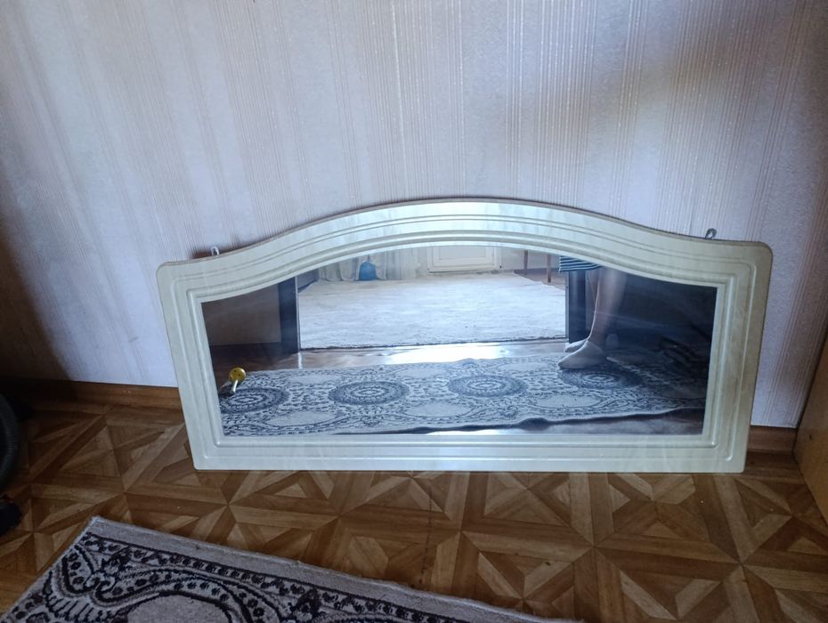 Продаётся зеркало