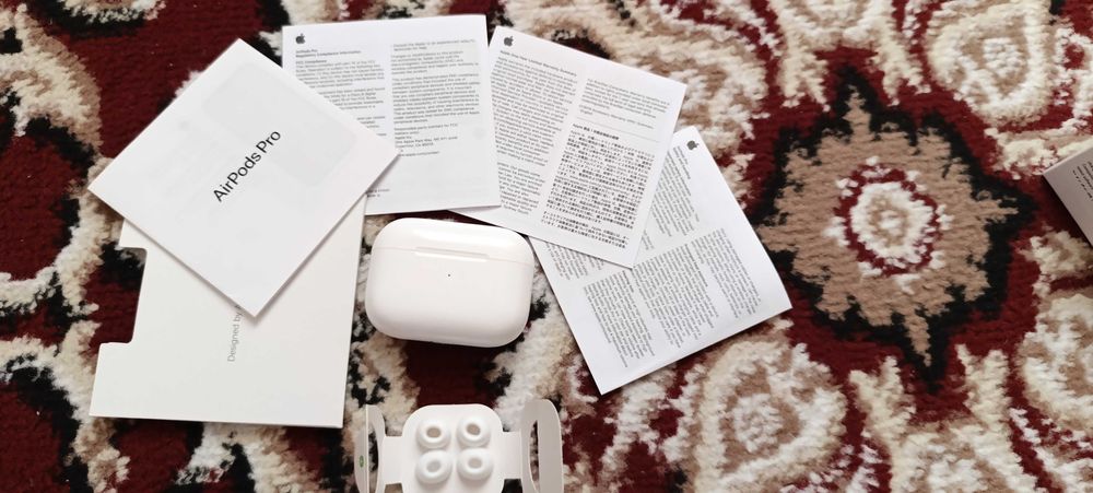 Airpods pro продам срочно!!!