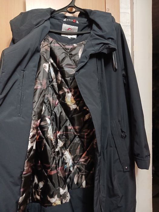 Продам куртку-плащ женский