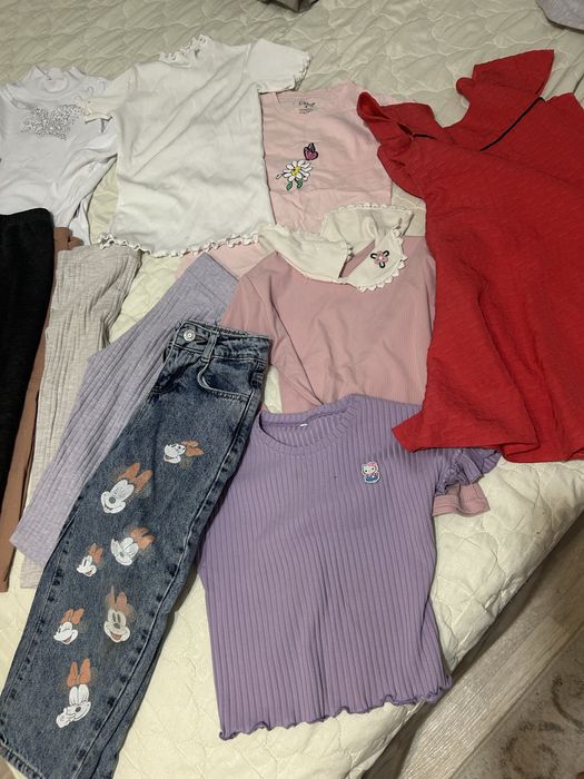 Отдам вещи на девочку рр 4-6лет