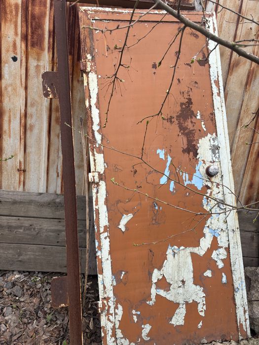 Продам дверь металлическая