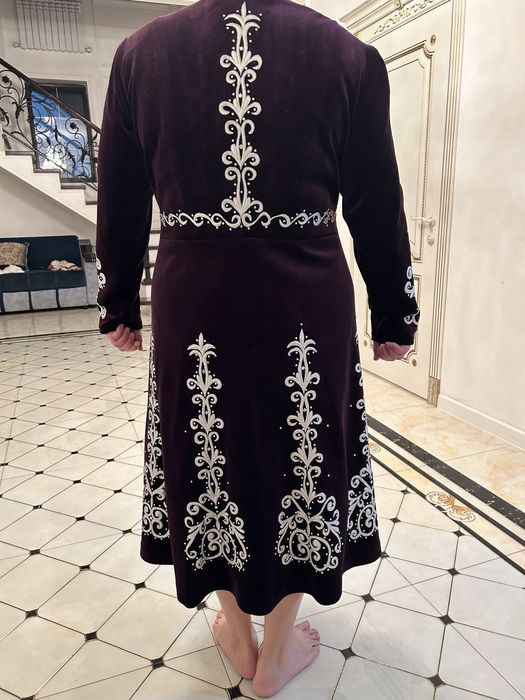 Продам шапан в национальном стиле