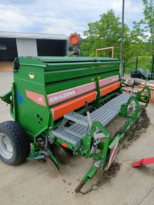 Semanatoare porumb, floarea soarelui, soia si semanatare PAIOASE