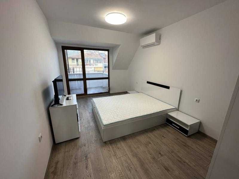 Дава се под наем Двустаен апартамент в Бургас, Лазур - 80 кв.м за 648.21 € - Снимка #5