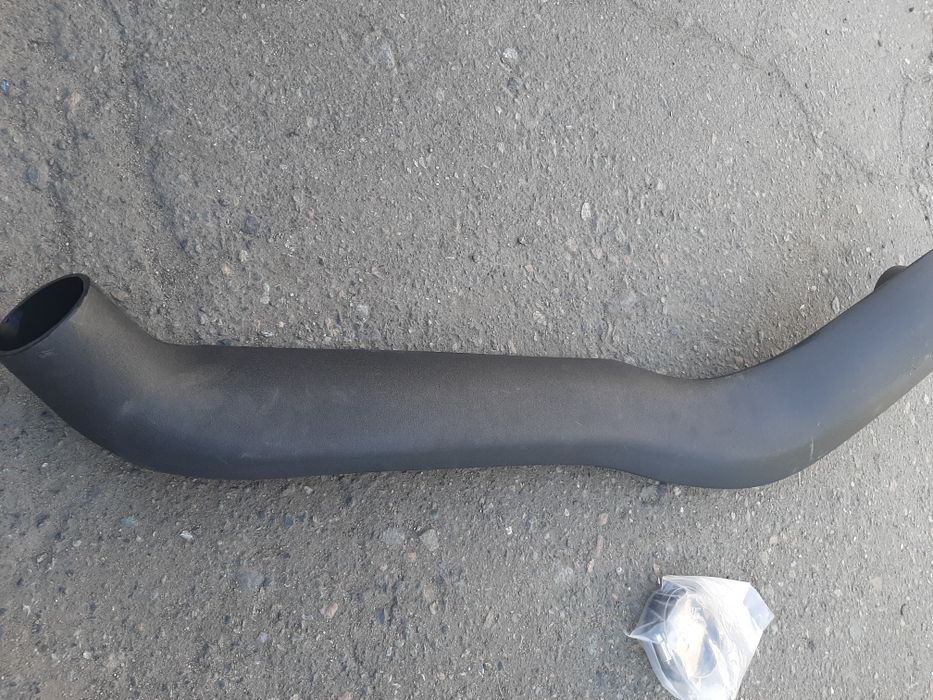 Продам трубу воздуховод для джипа