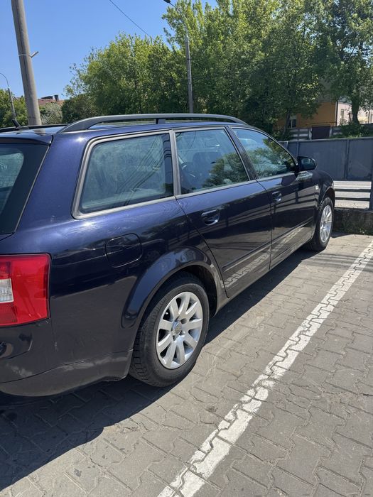 Audi A4 B6.