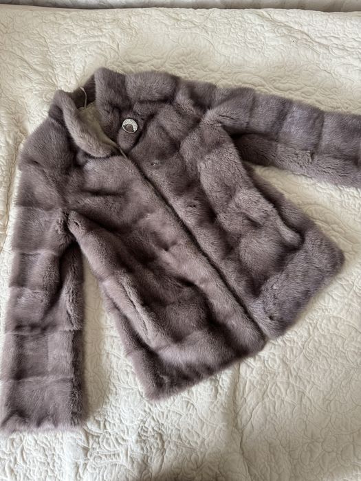 Продам норковую шубу