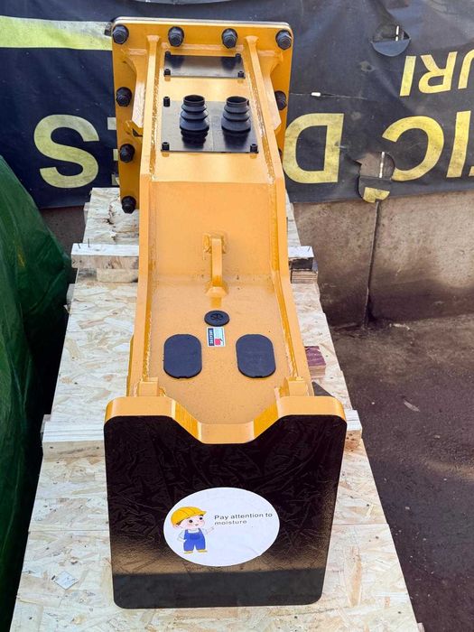 Picon pentru excavator 18 - 26 tone, greutate - 1855 kg, cui (spit) - 135 mm