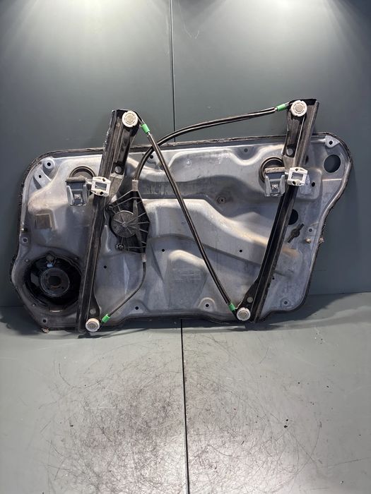 Macara geam față dreapta 1J4837755F Volkswagen VW Golf 2000