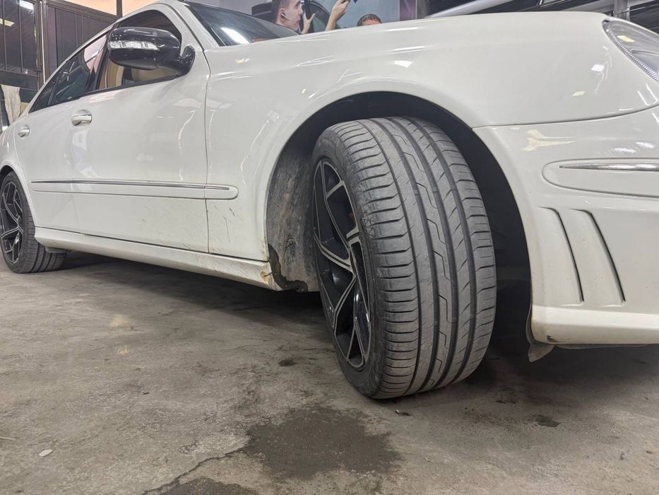 Комплект Диски и шины 19 размер 245-40 мерс