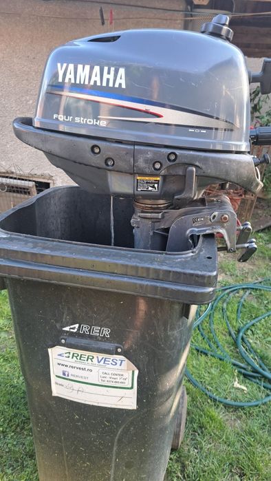 Yamaha și Evinrude