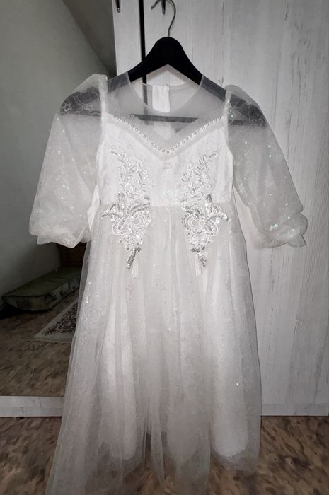 Платье для девочки 8-9 лет