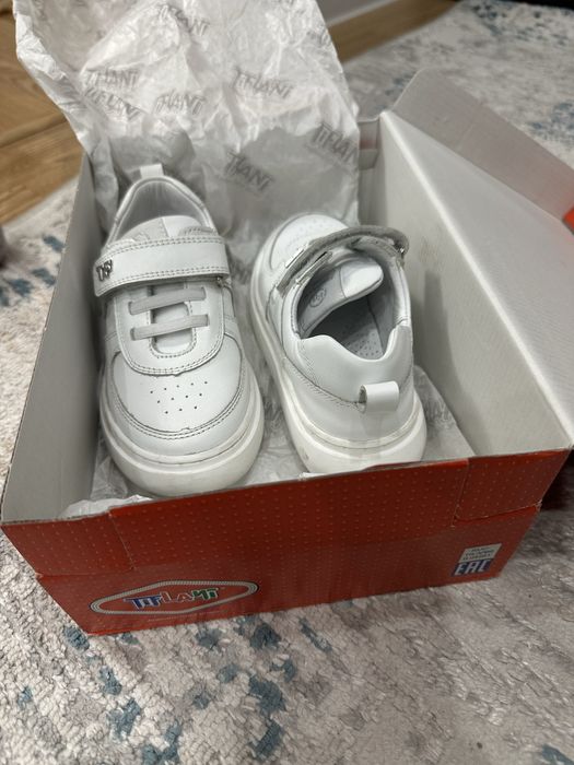 Кроссовки Тифлани