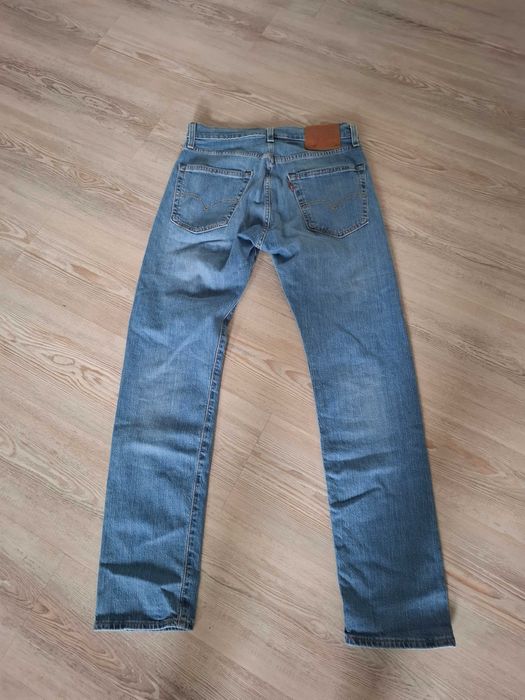 Blugi Levis barbati