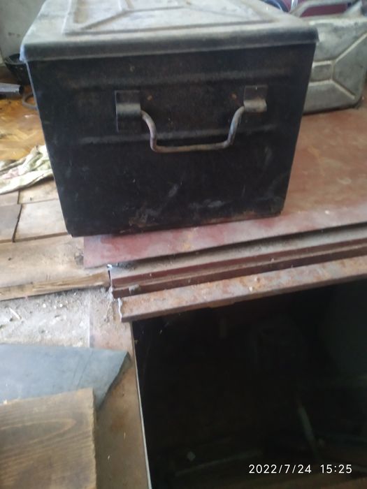 Продам ящик железный!!