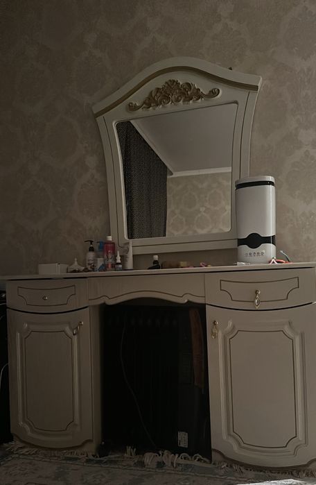 Продам шкаф 6 дверный