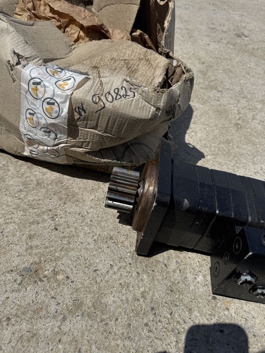 Pompa hidraulika hidromotor rotire mini neuson