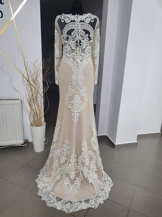Vând Rochie de mireasa