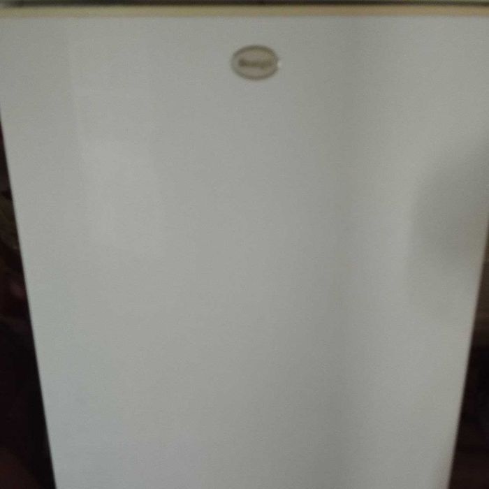 Продается  Холодильник и аккумулятор в хорошем качестве