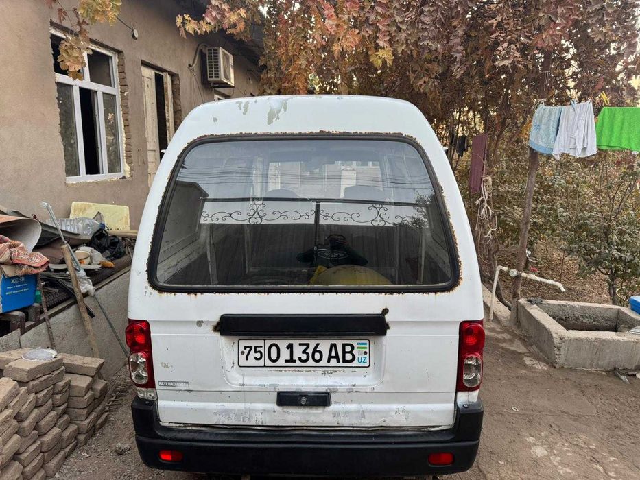 Дамас ван сотилади