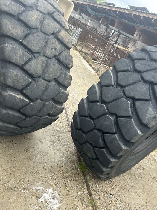 vand cauciucuri volo