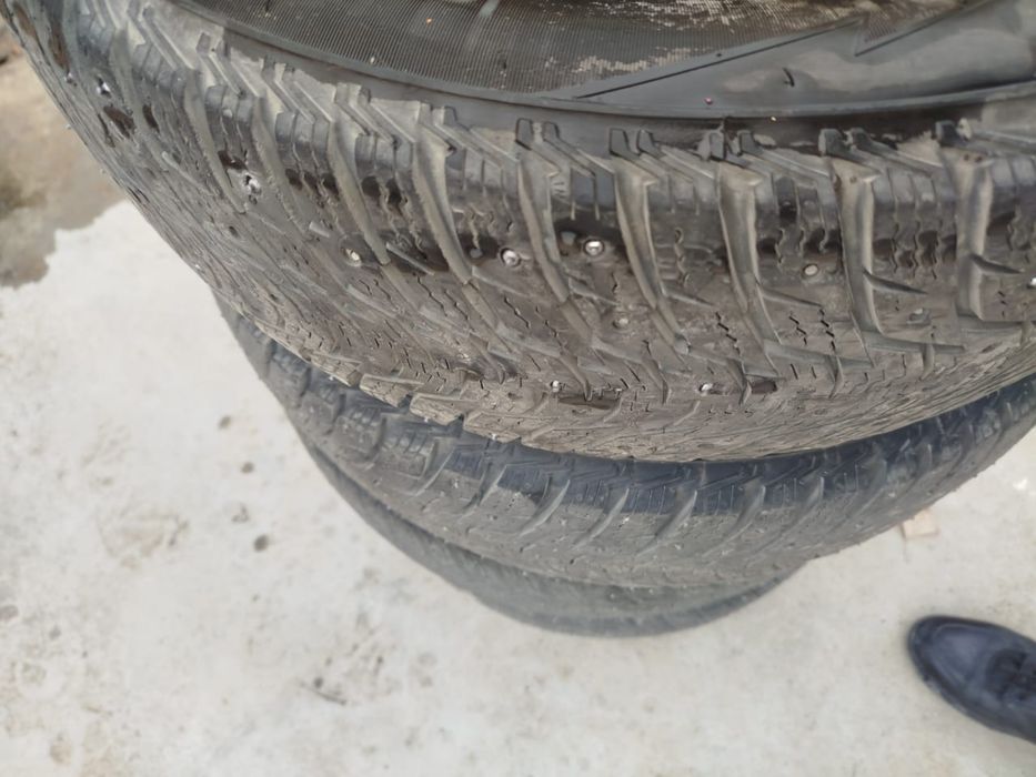 Продается зимние шины