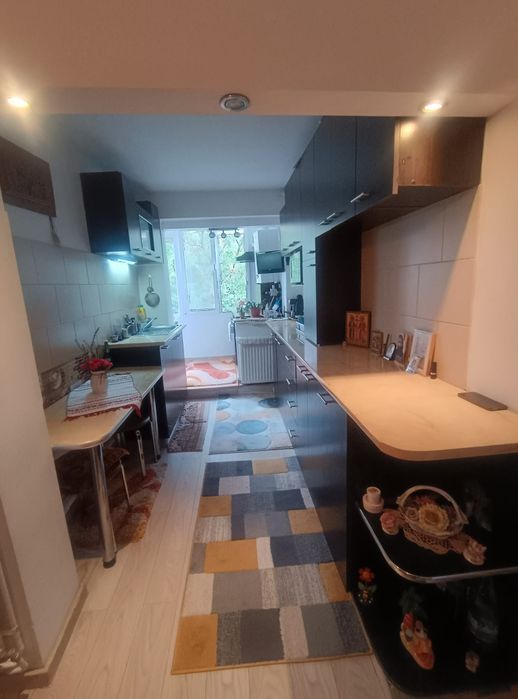 Vand apartament 2 camere, str.Jiului-bld Closca (proprietar) — fotografia 3