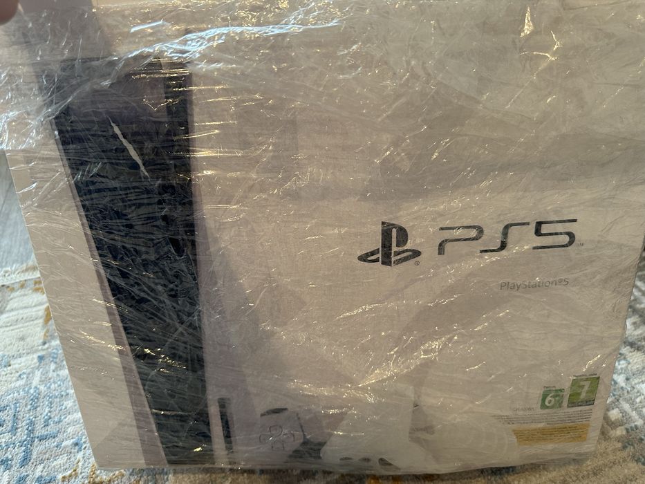 Продам Playstation 5