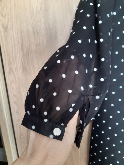 Платье черное в белый горошек