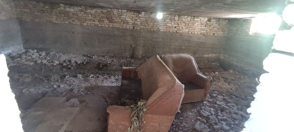 Hovli uy 6sotik 2 etajkaAndijon tuman Terak tagi MFY Yuksak kochasi