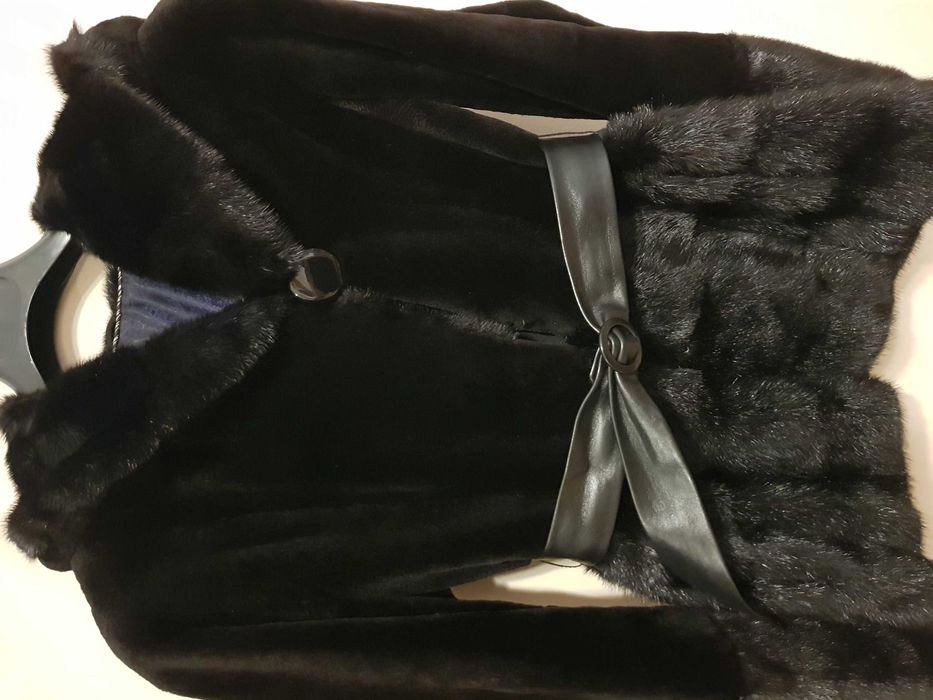 Продам норковую шубу